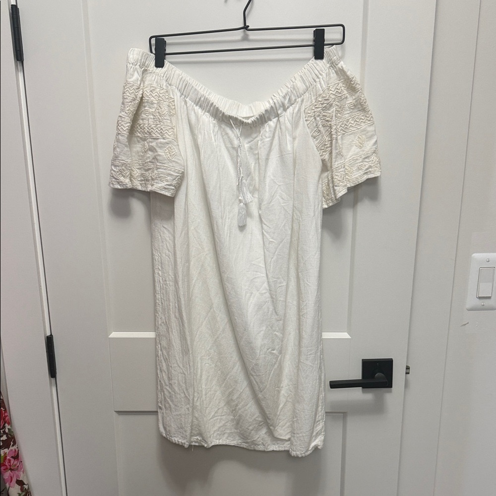 Old Navy Strapless White Dress
